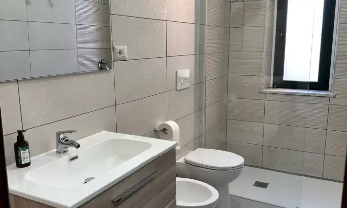 Rexer-La-Maddalena-Casa-indipendente-completa-di-tutti-i-servizi-Bagno