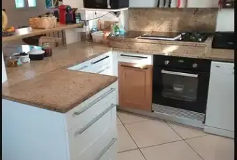 Rexer-Ceriana-Villa-con-piccola-piscina-Cucina