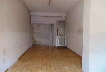 Rexer-Monte-SantAngelo-Affittasi-box-per-due-auto-o-furgone-a-Monte-SantAngelo-Altro
