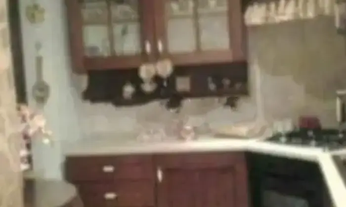 Rexer-Taranto-Vendesi-appartamento-al-piano-rialzato-quartiere-Tamburi-con-parco-condominiale-Cucina