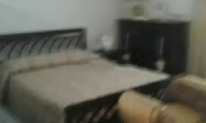 Rexer-Taranto-Vendesi-appartamento-al-piano-rialzato-quartiere-Tamburi-con-parco-condominiale-Altro