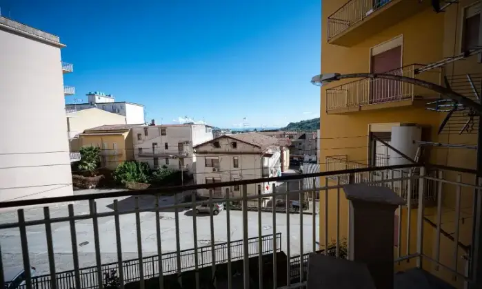 Rexer-Casteltermini-Quadrilocale-in-vendita-in-via-Guido-Pastore-a-Casteltermini-Terrazzo