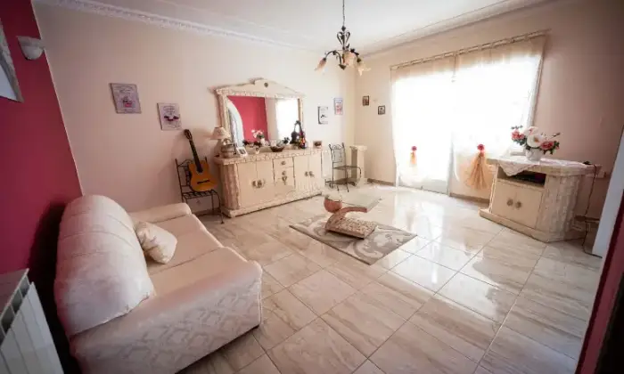 Rexer-Casteltermini-Quadrilocale-in-vendita-in-via-Guido-Pastore-a-Casteltermini-Altro