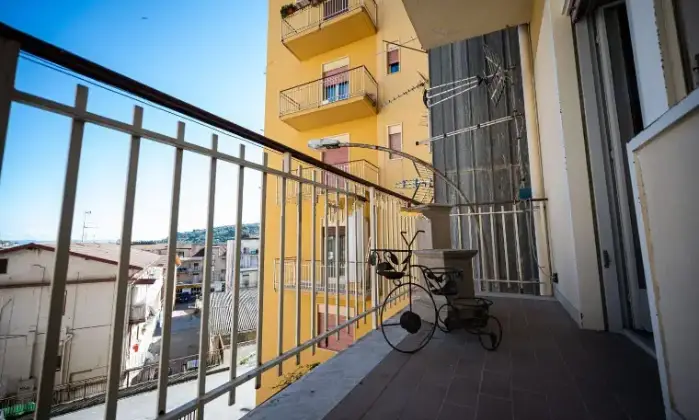 Rexer-Casteltermini-Quadrilocale-in-vendita-in-via-Guido-Pastore-a-Casteltermini-Terrazzo