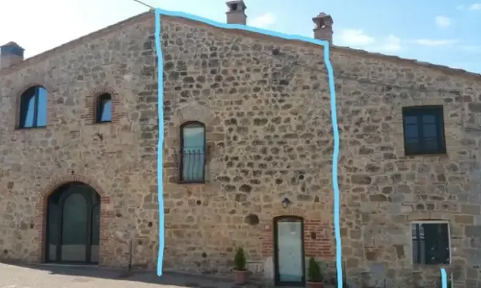 Rexer-Casole-dElsa-Vendesi-appartamento-indipendente-Garage
