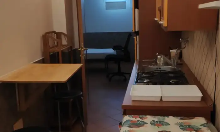 Rexer-Tivoli-Tranquillo-appartamentino-con-entrata-indipendente-Cucina