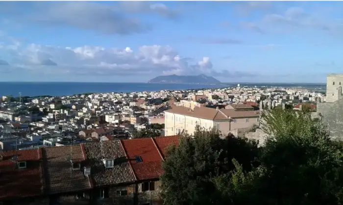Rexer-Terracina-Appartamento-su-due-piani-in-vendita-in-via-Anxur-Terracina-Terrazzo