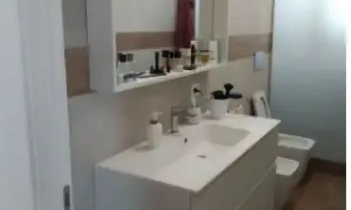 Rexer-Scicli-Appartamento-in-vendita-in-via-della-Pace-a-Scicli-Bagno
