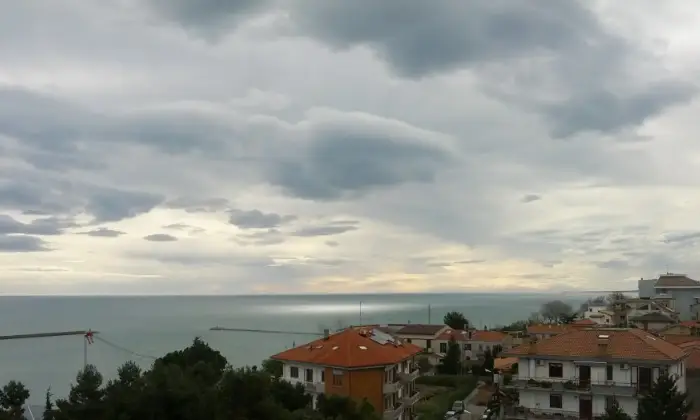 Rexer-Ortona-Appartamento-su-due-piani-in-vendita-in-via-Santa-Brigida-Vista