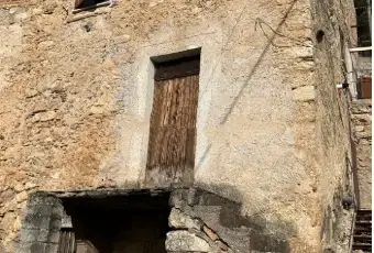 Rexer-Gioia-dei-Marsi-Casa-di-paese-in-vendita-in-via-Gretta-Terrazzo