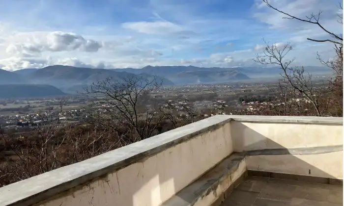 Rexer-Gioia-dei-Marsi-Casa-di-paese-in-vendita-in-via-Gretta-Terrazzo
