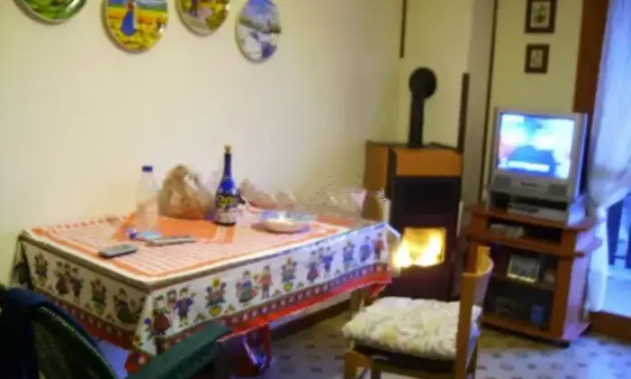 Rexer-Arta-Terme-Appartamento-in-vendita-in-via-Gortani-Arta-Terme-UD-CameraDaLetto
