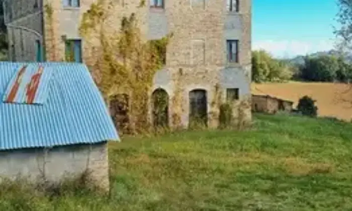 Rexer-Mogliano-Casolare-storico-in-Contrada-Streggiano-a-Mogliano-Terrazzo
