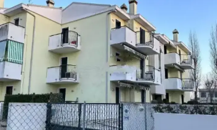 Rexer-CavallinoTreporti-Trilocale-in-vendita-in-via-Lignano-Terrazzo