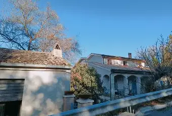 Rexer-Vacri-Villa-in-campagna-a-VACRI-CH-Giardino