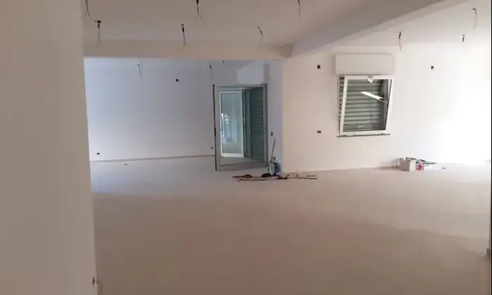 Rexer-Crosia-Locale-commerciale-in-vendita-in-via-Allende-a-Crosia-Altro