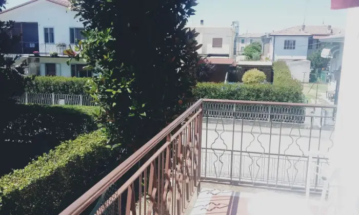 Rexer-Copparo-Vendesi-Villino-con-due-appartamenti-Terrazzo