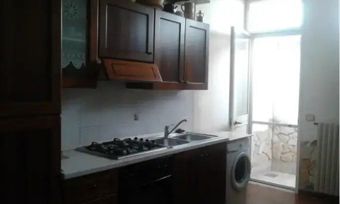 Rexer-Squinzano-Appartamento-in-vendita-in-via-Luigi-Cadorna-a-Squinzano-Cucina