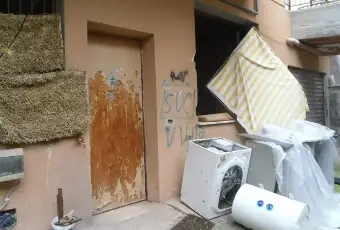 Rexer-Palermo-Vendesi-Appartementino-vani-con-bagnodoccia-finestrato-Garage