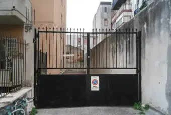 Rexer-Palermo-Vendesi-Appartementino-vani-con-bagnodoccia-finestrato-Altro