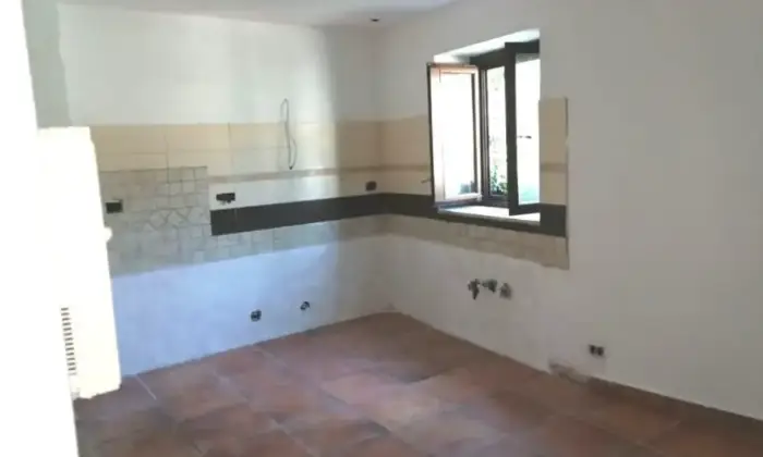Rexer-San-Salvatore-Telesino-Casa-in-vendita-san-salvatore-telesino-BN-immediato-realizzo-Cucina