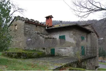 Rexer-Pratovecchio-Stia-Casale-Strada-Comunale-della-Ropa-Pratovecchio-Stia-Giardino