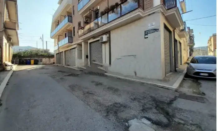 Rexer-San-Nicandro-Garganico-Bilocale-in-vendita-a-San-Nicandro-Garganico-Garage