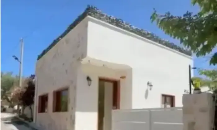 Rexer-Fasano-Villa-in-vendita-in-viale-Vermicelli-a-Fasano-Giardino