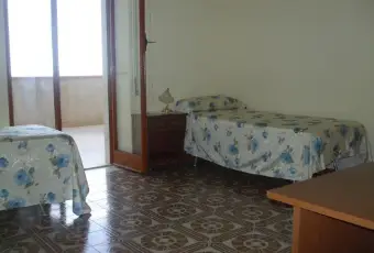 Rexer-Brancaleone-Appartamento-indipendente-in-Villa-Bifamiliare-CameraDaLetto