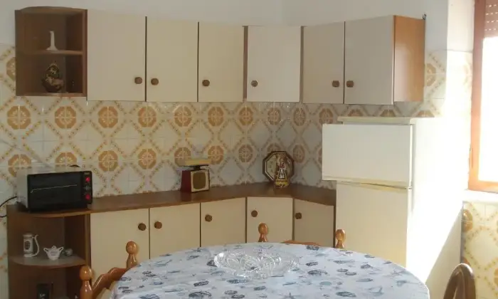 Rexer-Brancaleone-Appartamento-indipendente-in-Villa-Bifamiliare-Cucina