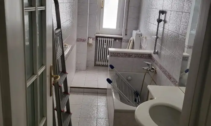 Rexer-Arquata-Scrivia-Vendesi-Appartamento-silenziosom-p-ad-Arquata-Scriva-provincia-Alessandria-Bagno