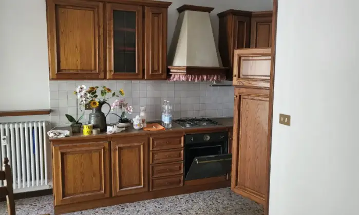 Rexer-Arquata-Scrivia-Vendesi-Appartamento-silenziosom-p-ad-Arquata-Scriva-provincia-Alessandria-Cucina