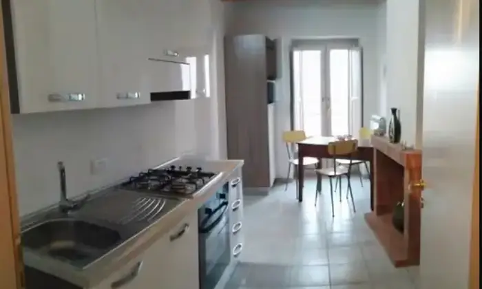 Rexer-Castelluccio-Superiore-Casa-su-piani-ristrutturata-ed-arredata-Cucina
