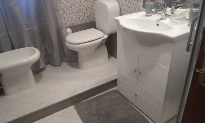 Rexer-Messina-A-lavoratori-fuori-sede-Bagno