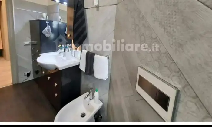 Rexer-Castelnuovo-di-Garfagnana-Appartamento-in-vendita-CameraDaLetto