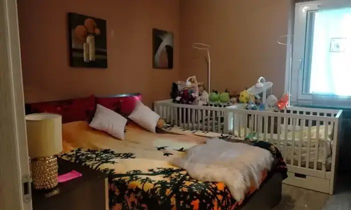 Rexer-Borgomanero-Casa-semiindipendente-ristrutturata-in-centro-Borgomanero-CameraDaLetto