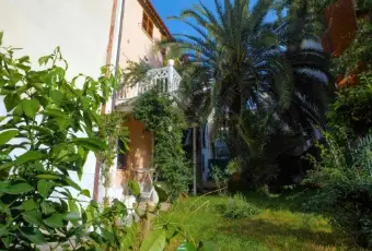 Rexer-Castelleone-di-Suasa-Casa-indipendente-in-vendita-a-minuti-dauto-da-Senigallia-AN-Giardino