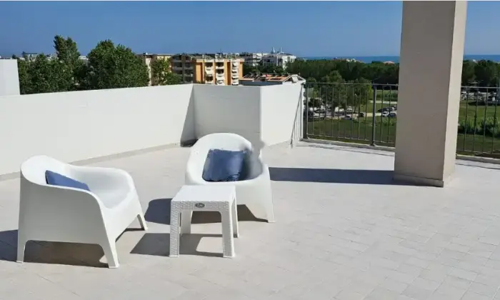 Rexer-Alba-Adriatica-Attico-in-vendita-in-via-Ercole-Fal-ad-Alba-Adriatica-Terrazzo