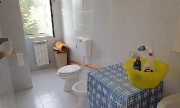 Rexer-Pietraperzia-Vendo-casa-in-campagna-Bagno
