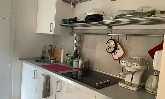 Rexer-Bologna-Monolocale-ben-arredato-nel-cuore-di-Bologna-centro-storico-Cucina