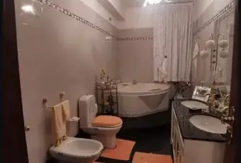 Rexer-Enna-Vendesi-villa-a-ENNA-EN-Bagno