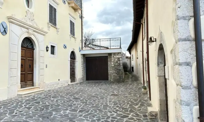 Rexer-LAquila-Vendesi-casa-del-Vallecupa-di-Fagnano-Alto-Aq-Terrazzo