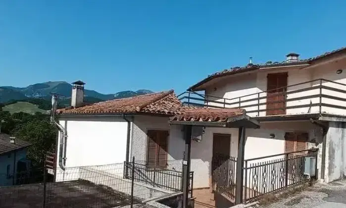 Rexer-Serra-SantAbbondio-Casa-nel-borgo-a-Serra-SantAbbondio-PU-Terrazzo