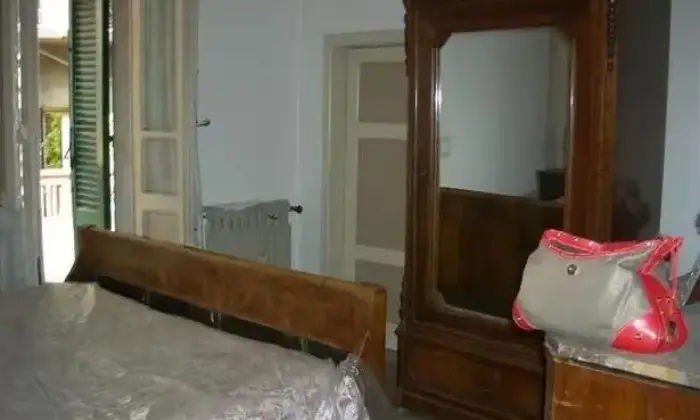 Rexer-Castiglione-del-Lago-Vendesi-appartamento-a-Pozzuolo-CAMERA-DA-LETTO