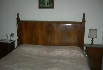 Rexer-Castiglione-del-Lago-Vendesi-appartamento-a-Pozzuolo-CAMERA-DA-LETTO