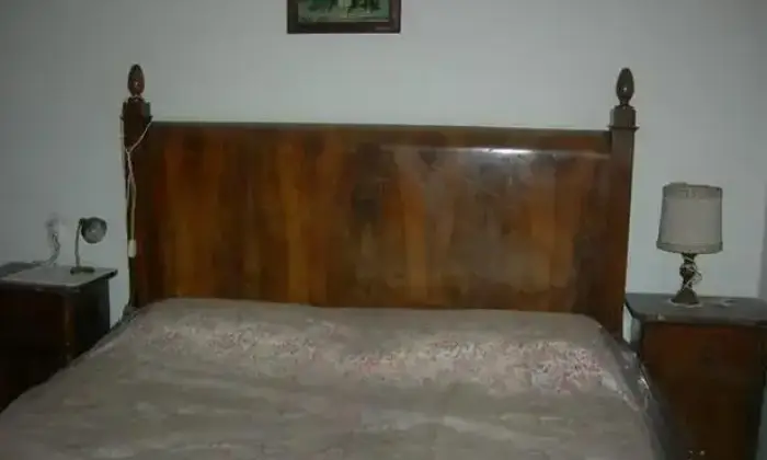 Rexer-Castiglione-del-Lago-Vendesi-appartamento-a-Pozzuolo-CAMERA-DA-LETTO