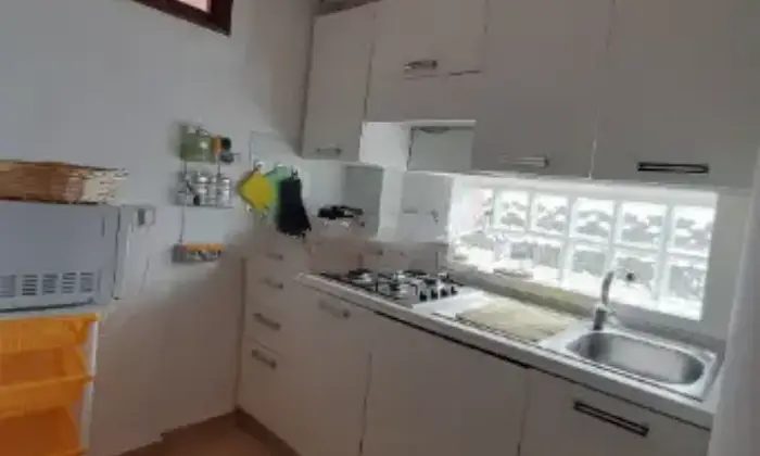 Rexer-Villa-San-Pietro-Villa-in-vendita-in-via-del-Ginepro-Cucina