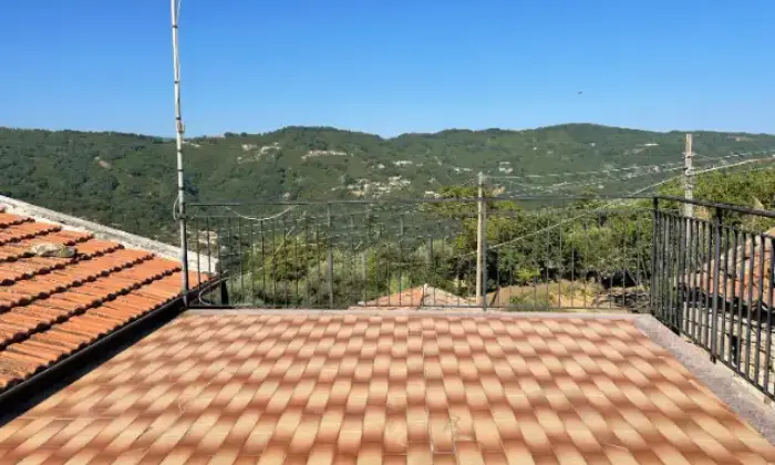 Rexer-SantAngelo-di-Brolo-Vendesi-casa-indipendente-in-via-NovembreSantAngelo-di-Brolo-Terrazzo
