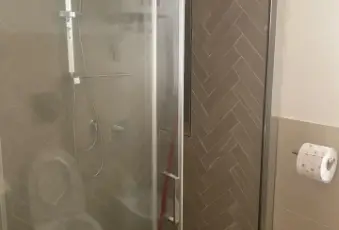 Rexer-Napoli-FITTASI-MONOLOCALE-NAPOLI-CENTRO-Bagno