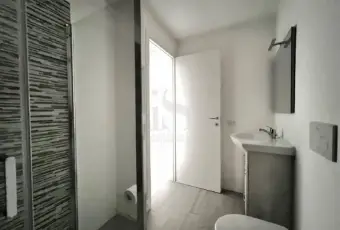 Rexer-Milano-Elegante-openspace-zona-servitissima-Bagno